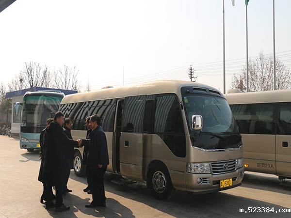 淄博市周村区党政领导参观考察太极搪瓷